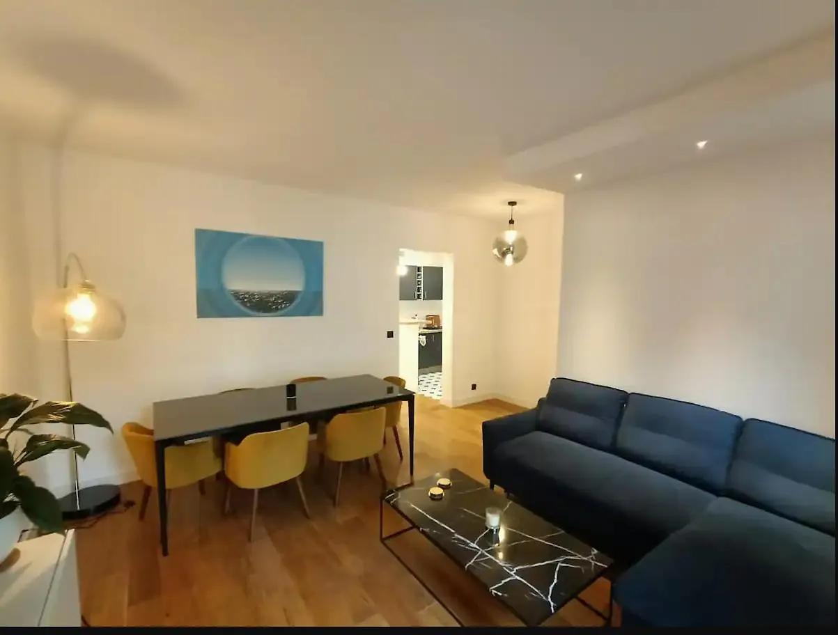 Brand New Flat - Really Calm In Central Париж